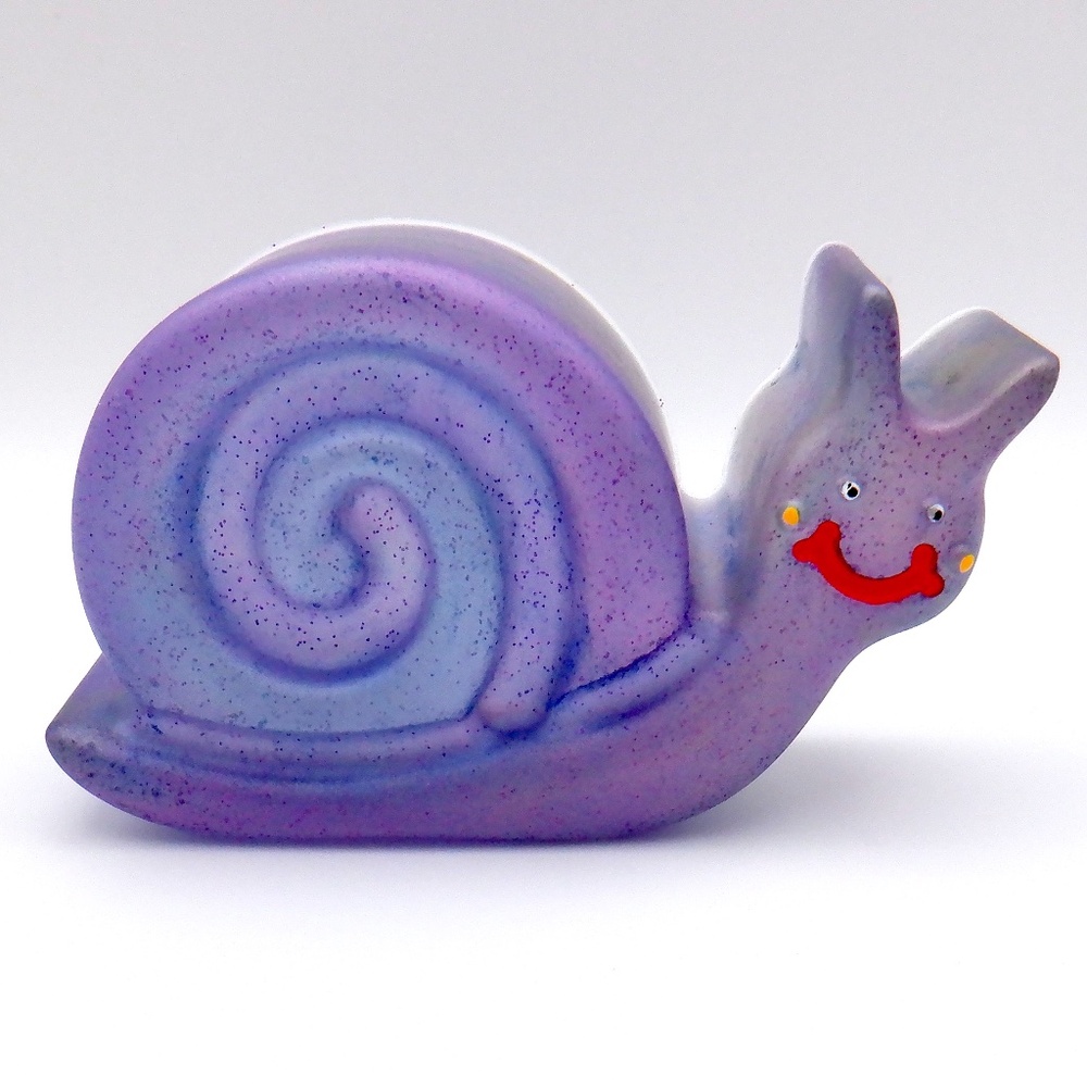 Handmade Resin Snail - Picture 4 of 8